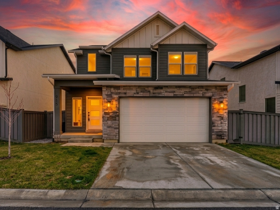 915 N Evelyn St, Farmington, UT